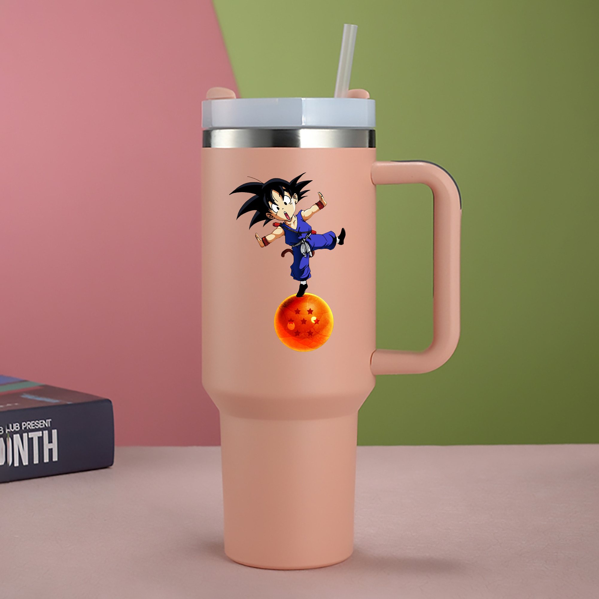 （画像用） ドラゴンボール 孫悟空（そん ごくう）Son Goku カカロット DRAGON BALL Kakarotto 1200mL車用タンブラー - クリスタルステッカー（プラスチックストロー付き）
