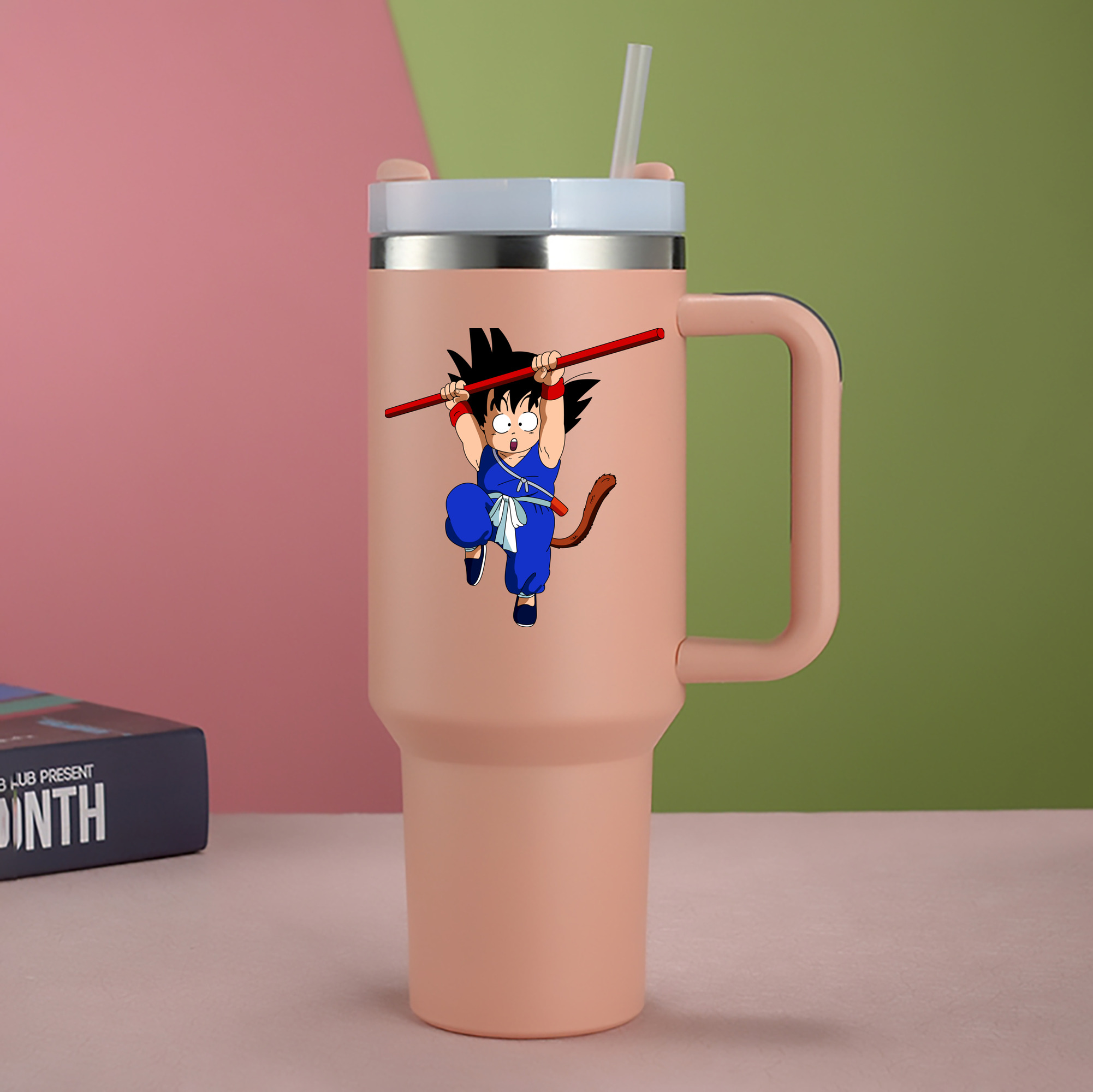 （画像用） ドラゴンボール 孫悟空（そん ごくう）Son Goku カカロット DRAGON BALL Kakarotto 1200mL車用タンブラー - クリスタルステッカー（プラスチックストロー付き）