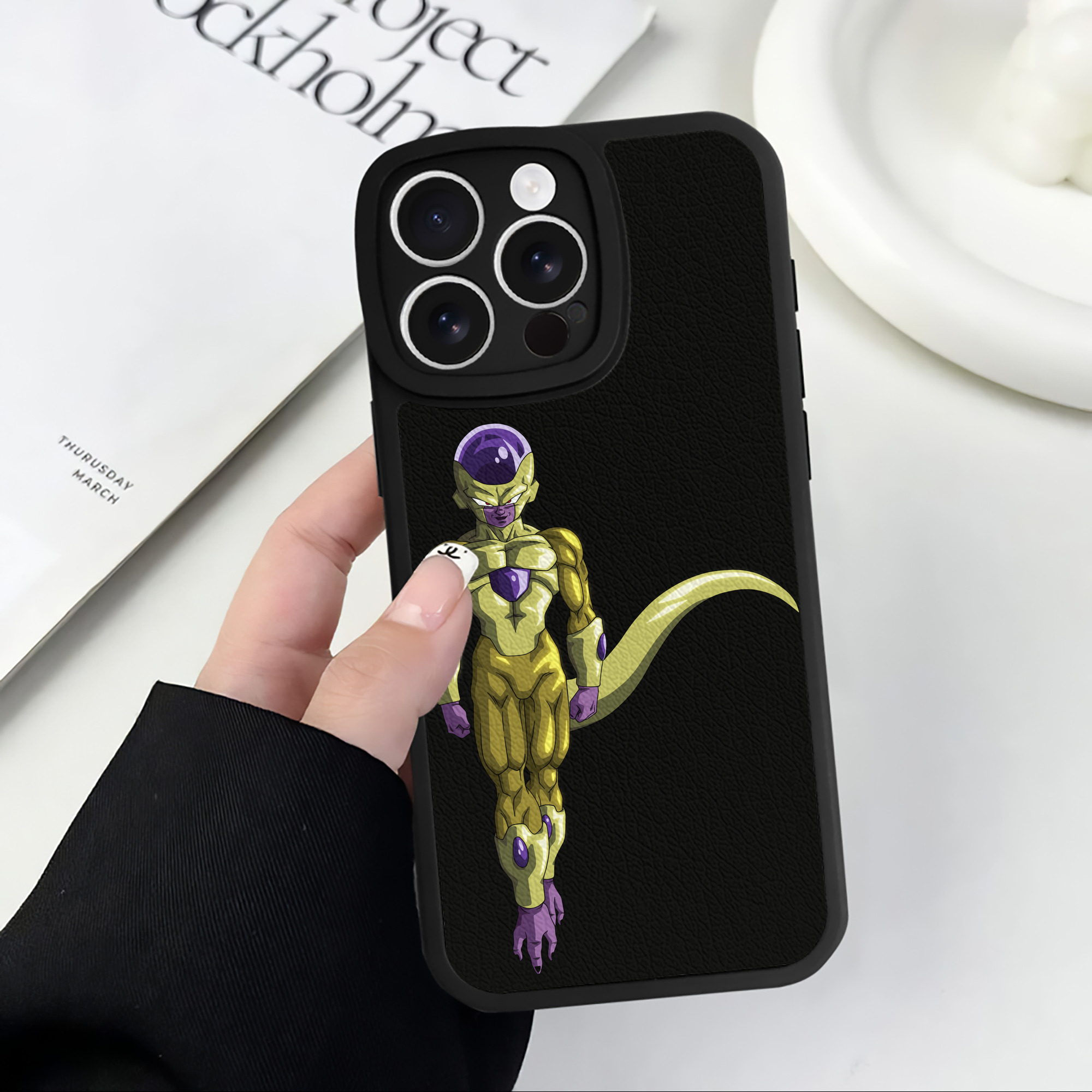 ドラゴンボール フリーザ DRAGON BALL Frieza 【iPhone 16シリーズ対応】シリコンスマホケース（レザー調） 材質：シリコン