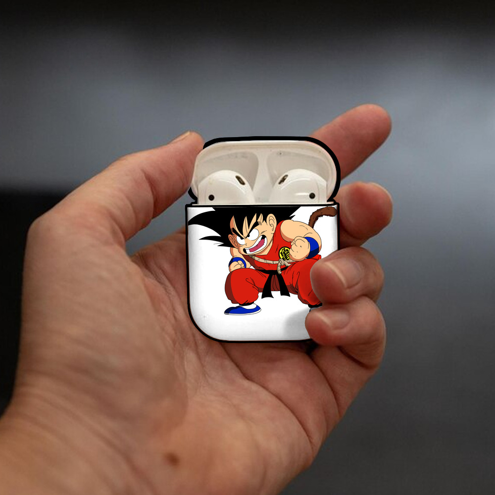 ドラゴンボール 孫悟空（そん ごくう）Son Goku カカロット DRAGON BALL Kakarotto AirPods 第2世代保護ケース ハードシェル ブラック 耐衝撃・防指紋・カラビナ付き
