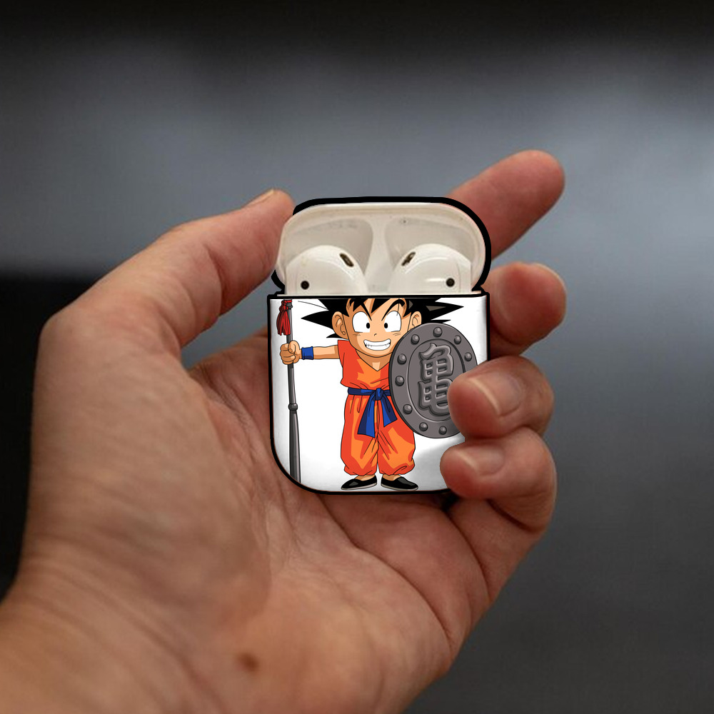 ドラゴンボール 孫悟空（そん ごくう）Son Goku カカロット DRAGON BALL Kakarotto AirPods 第2世代保護ケース ハードシェル ブラック 耐衝撃・防指紋・カラビナ付き