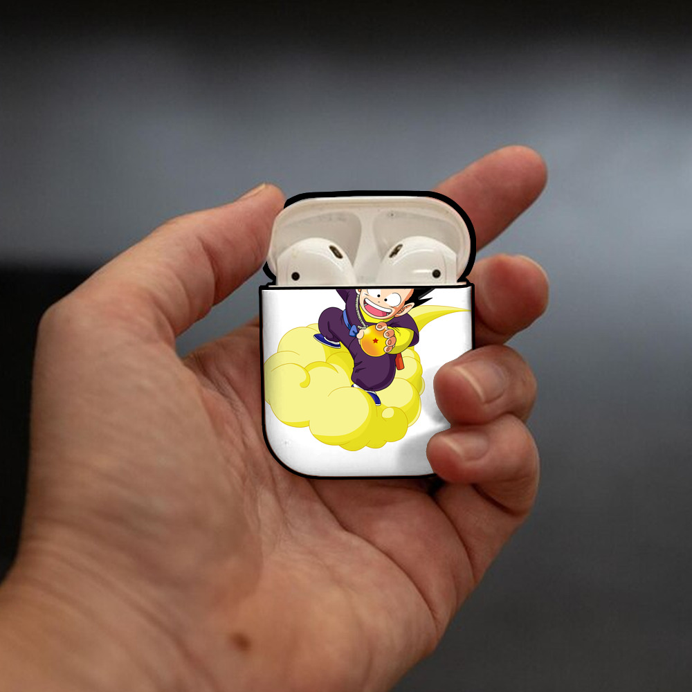 ドラゴンボール 孫悟空（そん ごくう）Son Goku カカロット DRAGON BALL Kakarotto AirPods 第2世代保護ケース ハードシェル ブラック 耐衝撃・防指紋・カラビナ付き