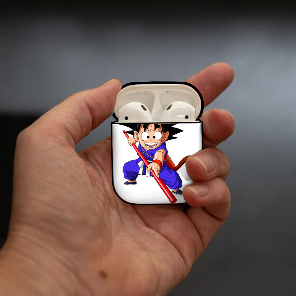 ドラゴンボール 孫悟空（そん ごくう）Son Goku カカロット DRAGON BALL Kakarotto AirPods 第2世代保護ケース ハードシェル ブラック 耐衝撃・防指紋・カラビナ付き