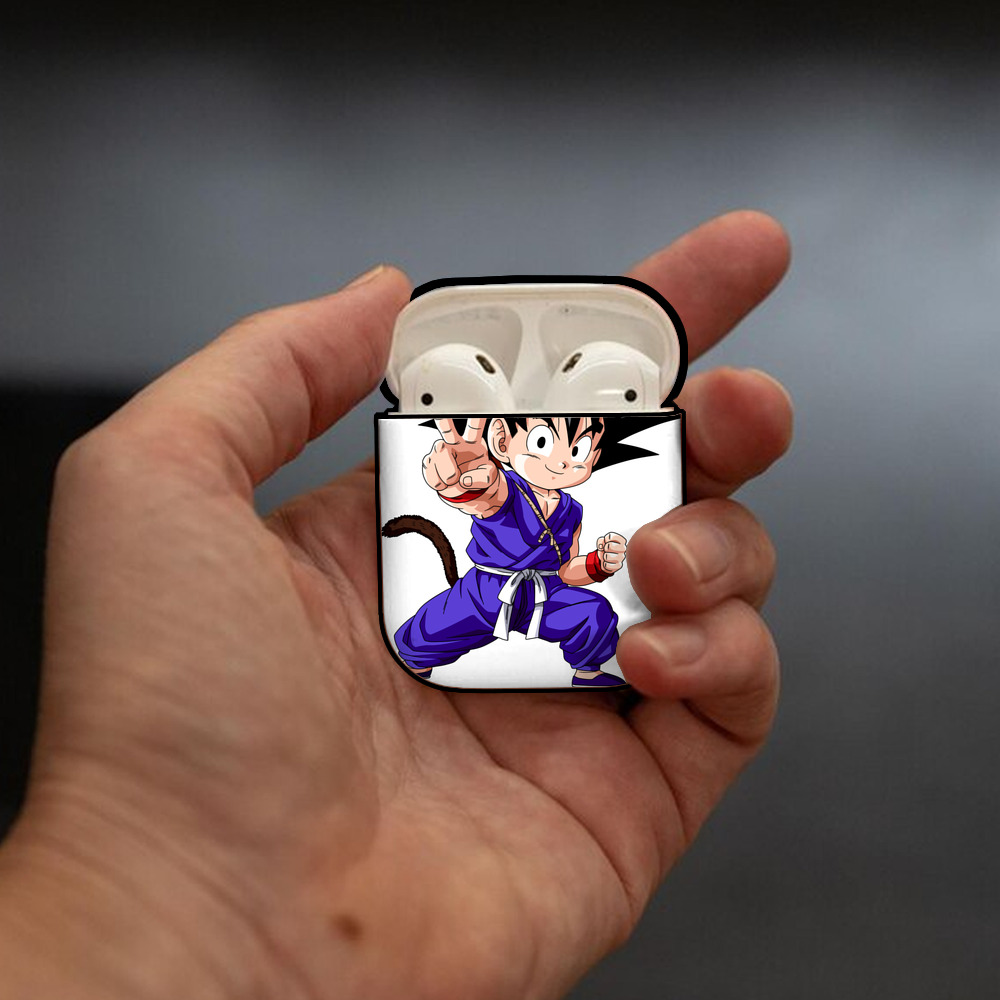 ドラゴンボール 孫悟空（そん ごくう）Son Goku カカロット DRAGON BALL Kakarotto AirPods 第2世代保護ケース ハードシェル ブラック 耐衝撃・防指紋・カラビナ付き