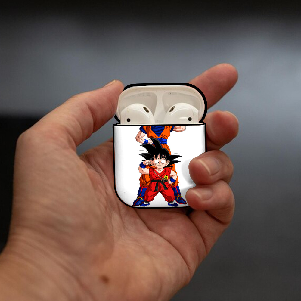 ドラゴンボール 孫悟空（そん ごくう）Son Goku カカロット DRAGON BALL Kakarotto AirPods 第2世代保護ケース ハードシェル ブラック 耐衝撃・防指紋・カラビナ付き