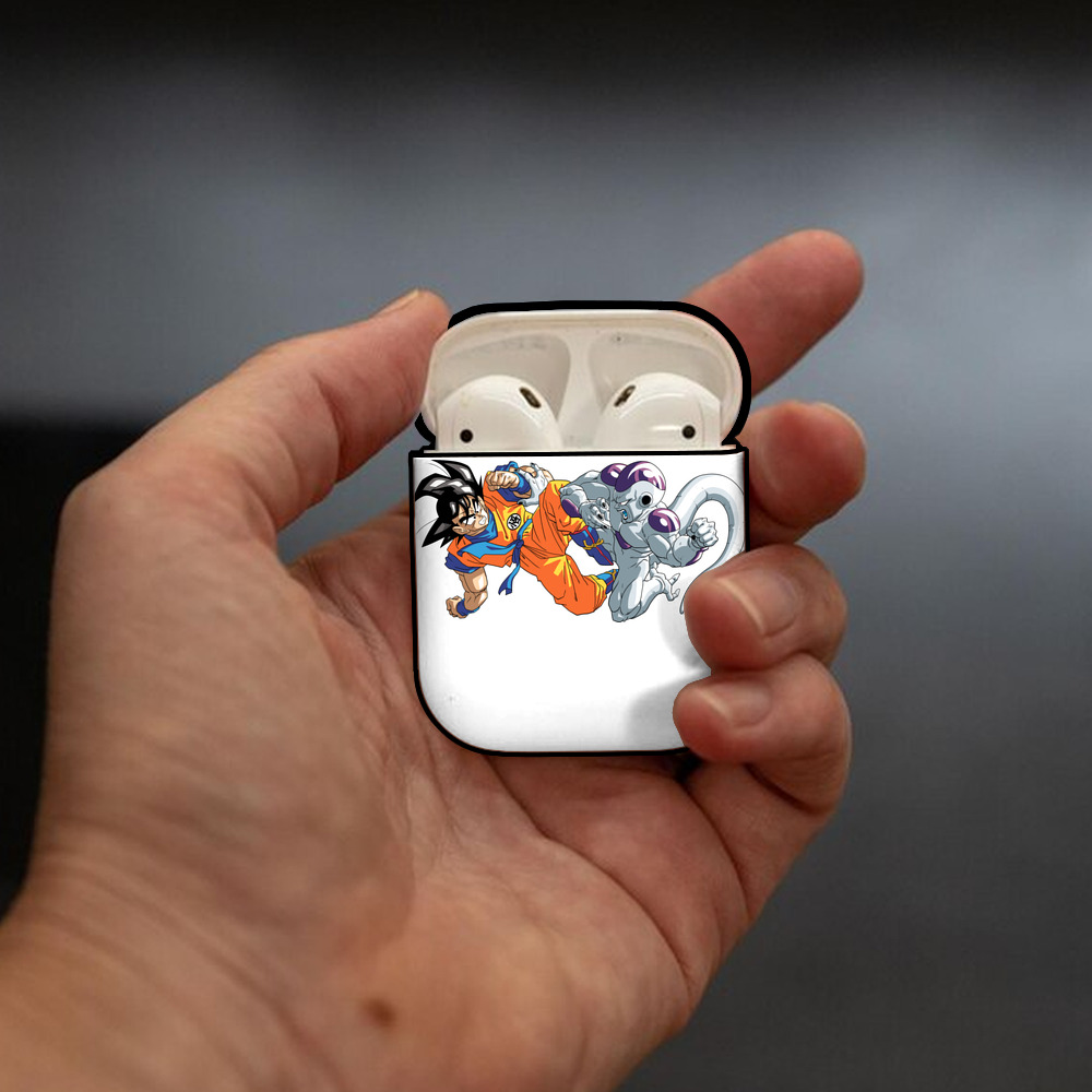 ドラゴンボール 孫悟空（そん ごくう）Son Goku カカロット DRAGON BALL Kakarotto AirPods 第2世代保護ケース ハードシェル ブラック 耐衝撃・防指紋・カラビナ付き