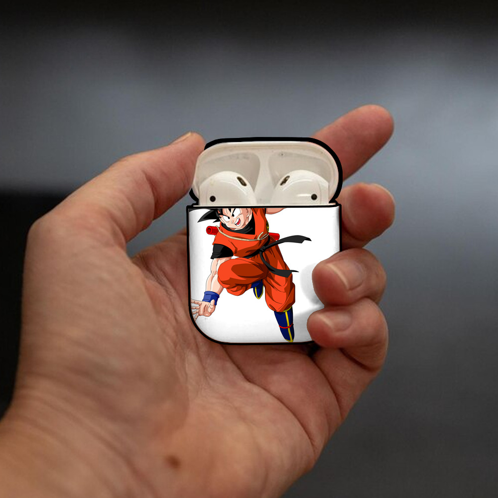 ドラゴンボール 孫悟空（そん ごくう）Son Goku カカロット DRAGON BALL Kakarotto AirPods 第2世代保護ケース ハードシェル ブラック 耐衝撃・防指紋・カラビナ付き
