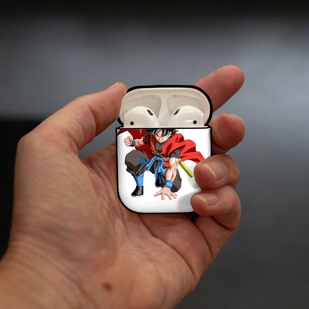 ドラゴンボール 孫悟空（そん ごくう）Son Goku カカロット DRAGON BALL Kakarotto AirPods 第2世代保護ケース ハードシェル ブラック 耐衝撃・防指紋・カラビナ付き