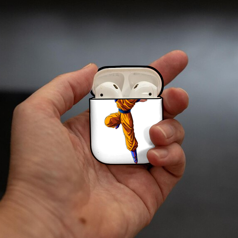 ドラゴンボール 孫悟空（そん ごくう）Son Goku カカロット DRAGON BALL Kakarotto AirPods 第2世代保護ケース ハードシェル ブラック 耐衝撃・防指紋・カラビナ付き