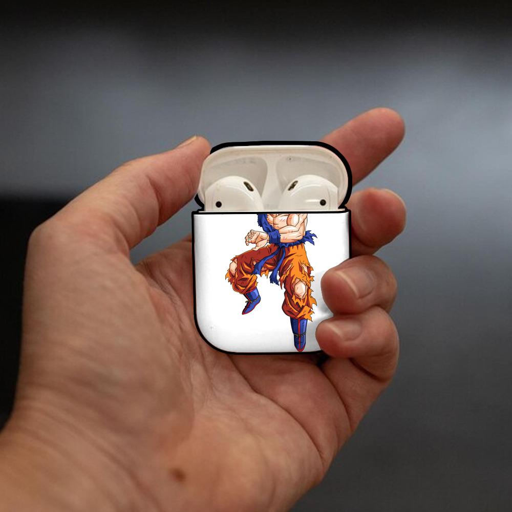 ドラゴンボール 孫悟空（そん ごくう）Son Goku カカロット DRAGON BALL Kakarotto AirPods 第2世代保護ケース ハードシェル ブラック 耐衝撃・防指紋・カラビナ付き