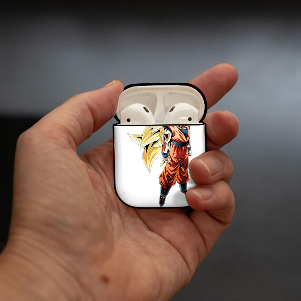 ドラゴンボール 孫悟空（そん ごくう）Son Goku カカロット DRAGON BALL Kakarotto AirPods 第2世代保護ケース ハードシェル ブラック 耐衝撃・防指紋・カラビナ付き