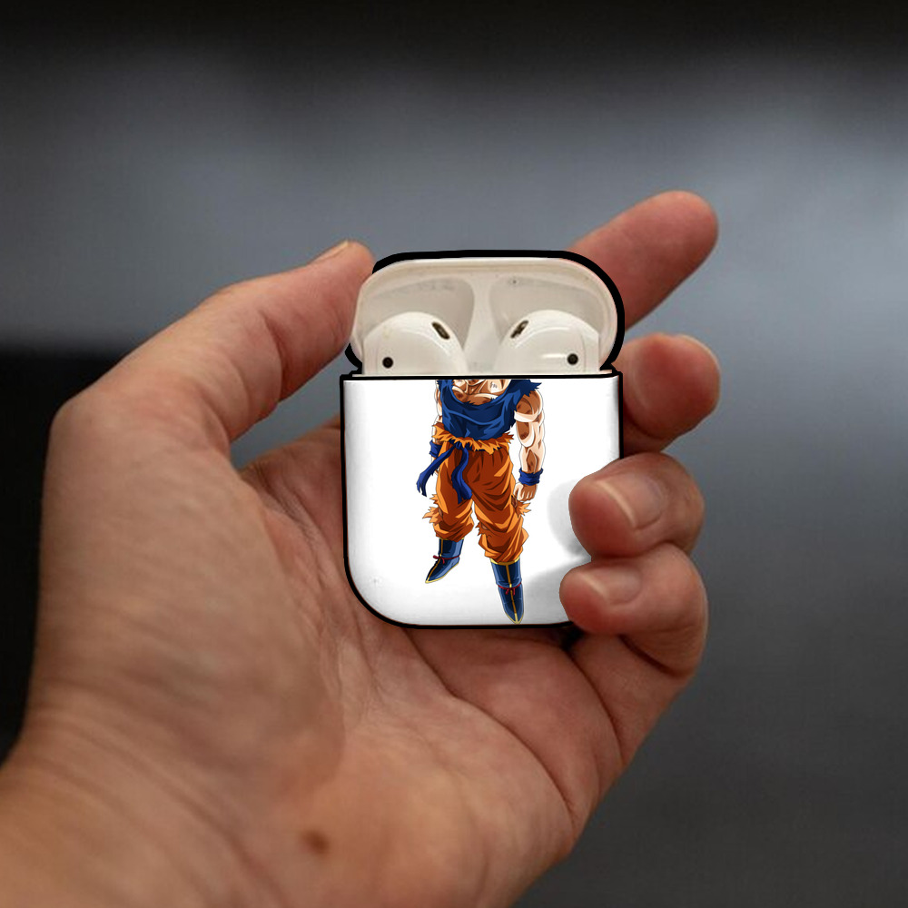 ドラゴンボール 孫悟空（そん ごくう）Son Goku カカロット DRAGON BALL Kakarotto AirPods 第2世代保護ケース ハードシェル ブラック 耐衝撃・防指紋・カラビナ付き