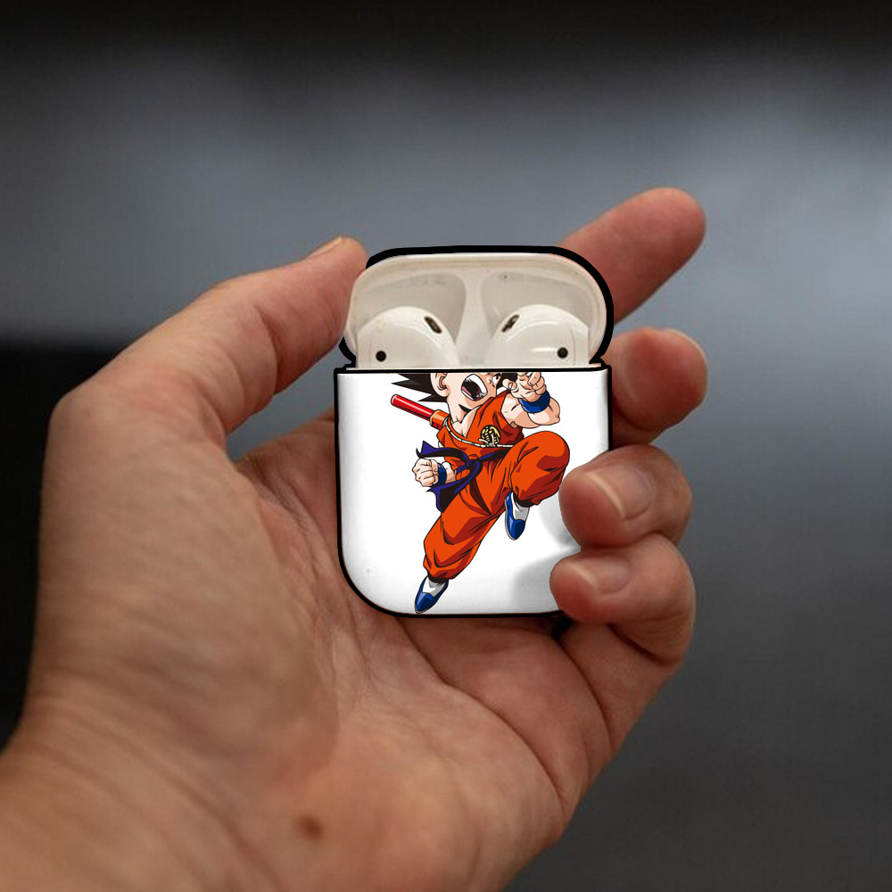 ドラゴンボール 孫悟空（そん ごくう）Son Goku カカロット DRAGON BALL Kakarotto AirPods 第2世代保護ケース ハードシェル ブラック 耐衝撃・防指紋・カラビナ付き