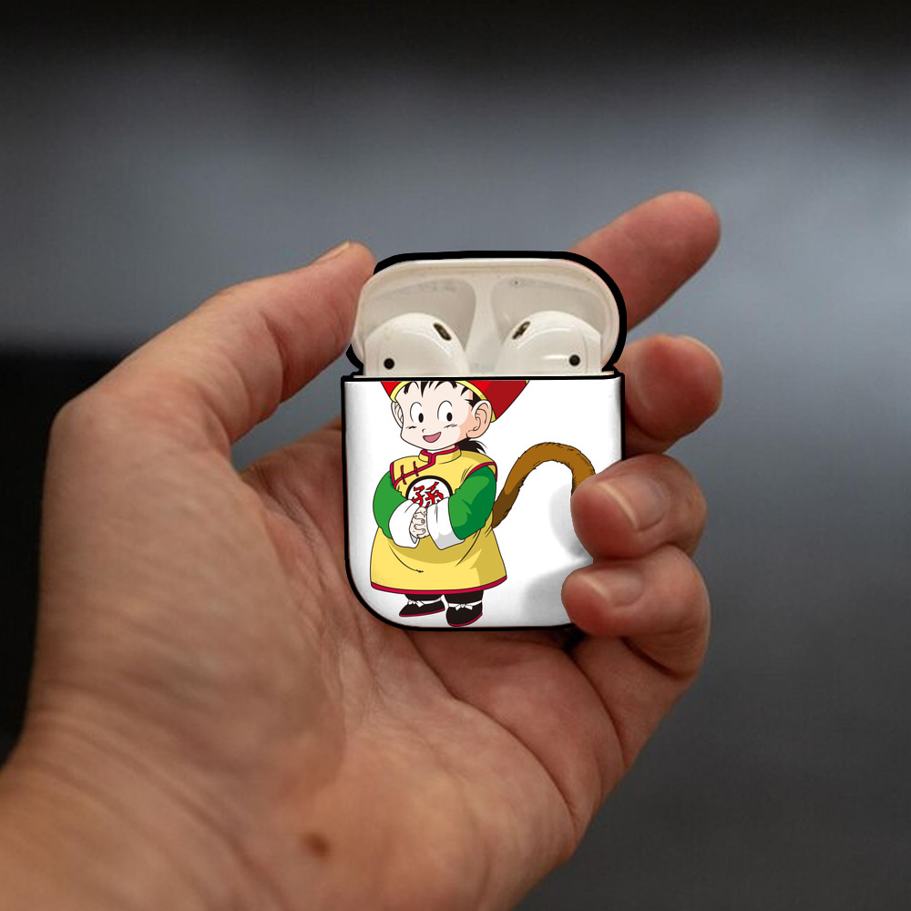 ドラゴンボール 孫悟空（そん ごくう）Son Goku カカロット DRAGON BALL Kakarotto AirPods 第2世代保護ケース ハードシェル ブラック 耐衝撃・防指紋・カラビナ付き