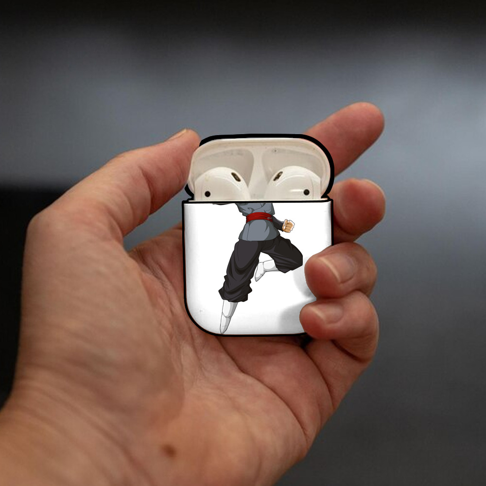 ドラゴンボール ベジータ四世（Bejīta Yonsei）DRAGON BALL Vegeta IV AirPods 第2世代保護ケース ハードシェル ブラック 耐衝撃・防指紋・カラビナ付き