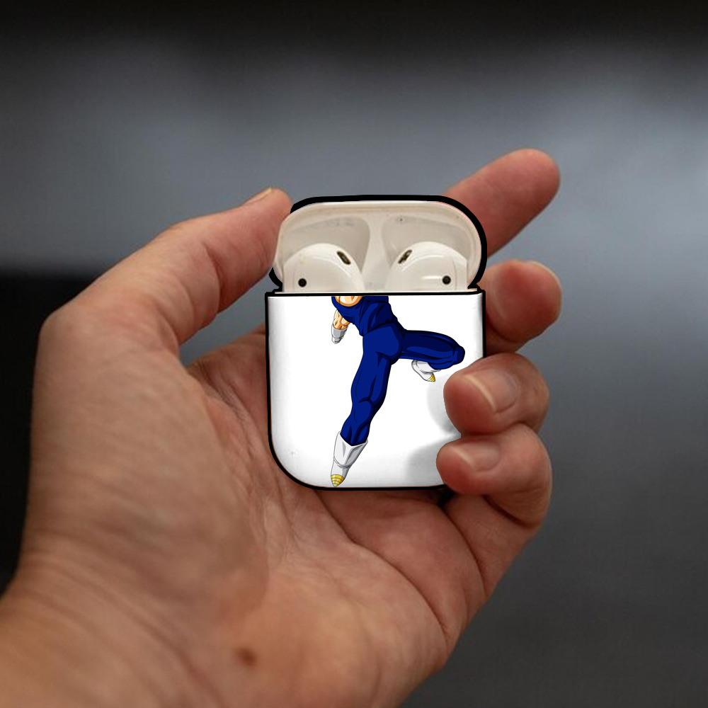 ドラゴンボール ベジータ四世（Bejīta Yonsei）DRAGON BALL Vegeta IV AirPods 第2世代保護ケース ハードシェル ブラック 耐衝撃・防指紋・カラビナ付き