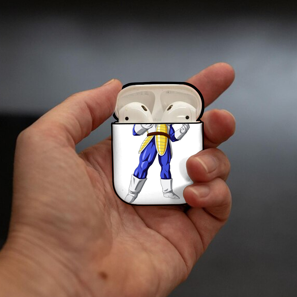 ドラゴンボール ベジータ四世（Bejīta Yonsei）DRAGON BALL Vegeta IV AirPods 第2世代保護ケース ハードシェル ブラック 耐衝撃・防指紋・カラビナ付き