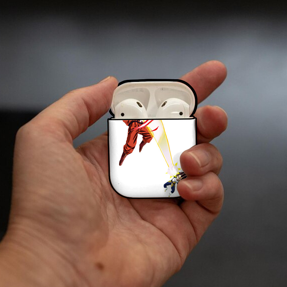 ドラゴンボール ベジータ四世（Bejīta Yonsei）DRAGON BALL Vegeta IV AirPods 第2世代保護ケース ハードシェル ブラック 耐衝撃・防指紋・カラビナ付き