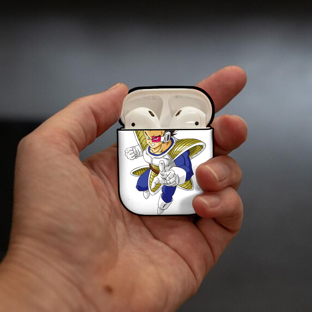 ドラゴンボール ベジータ四世（Bejīta Yonsei）DRAGON BALL Vegeta IV AirPods 第2世代保護ケース ハードシェル ブラック 耐衝撃・防指紋・カラビナ付き